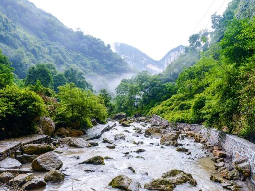 清江明珠-蝴蝶岩景区